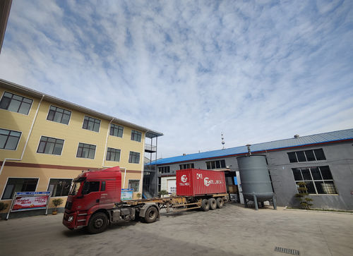 ข่าวบริษัทล่าสุดเกี่ยวกับ Flexitank เป็นถุง/กระเพาะปัสสาวะที่ปิดสนิท พับได้ และยืดหยุ่นได้ ซึ่งบรรจุในคอนเทนเนอร์ DV ขนาด 20 นิ้ว และใช้ผนังและพื้นตู้คอนเทนเนอร์แบบตู้แห้งขนาด 20 นิ้ว เพื่อบรรจุถุงบรรจุของเหลวจำนวนมาก