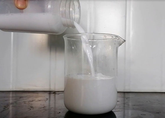 JH1518 25% ถึง 35% Cationic Dispersed Rosin Size สำหรับ Paper Water Resistance